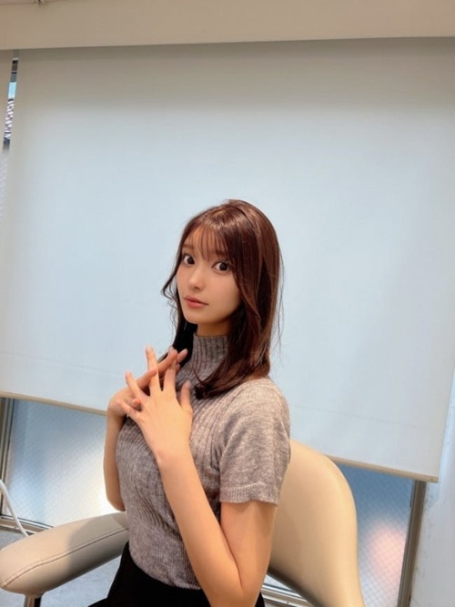 눈만 보이는 쿠라키 하나